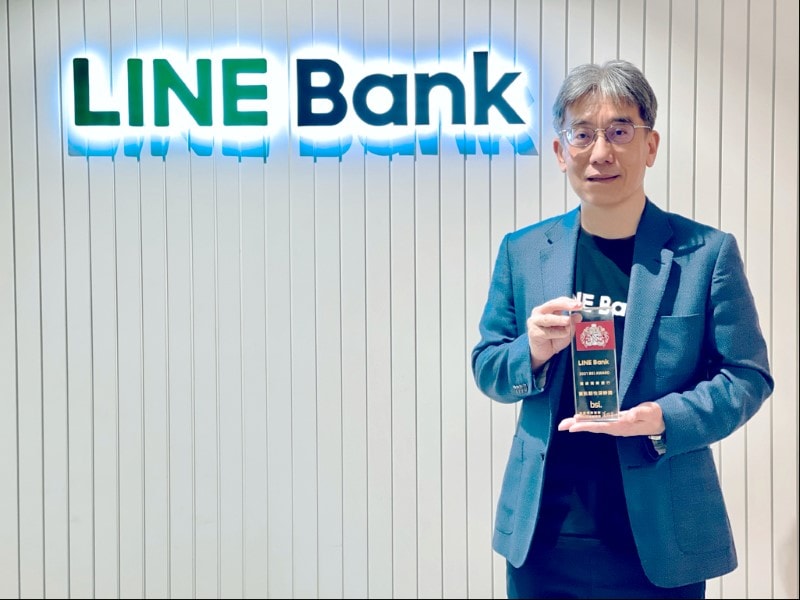 line bank-1