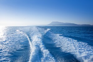 Hydrogen producing boat