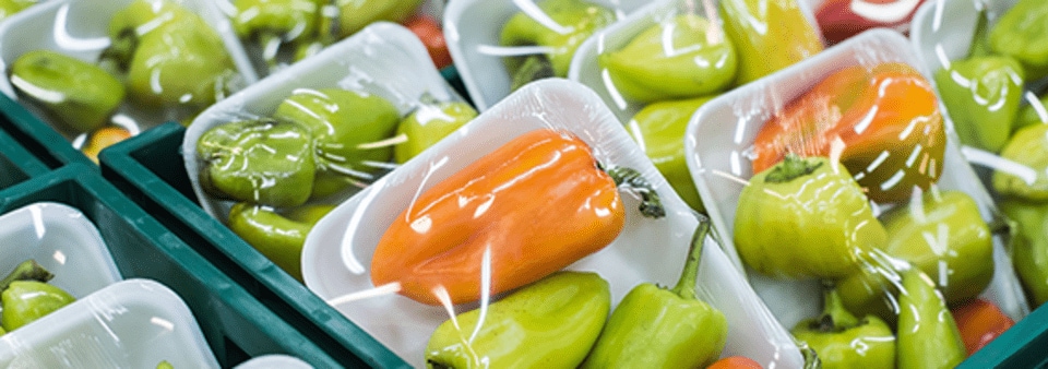 packaging vegetables supermarket