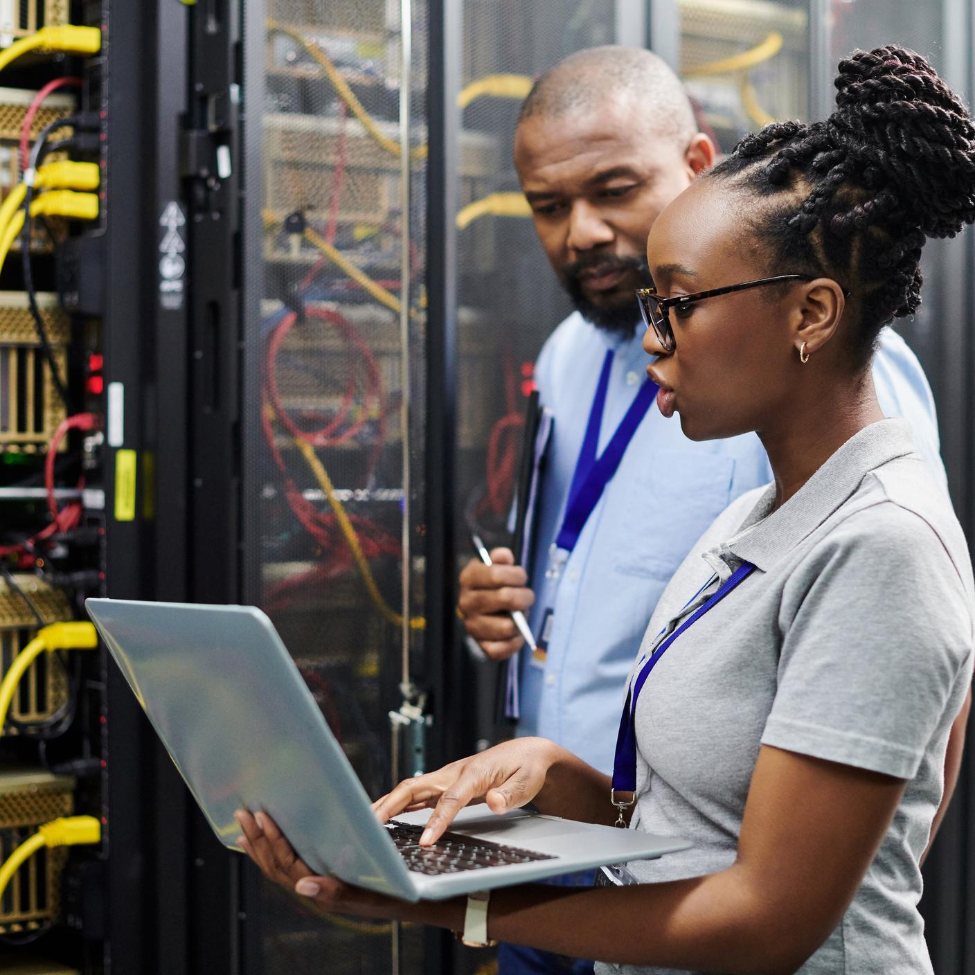 sustainability in ICT - two technicians in a server room