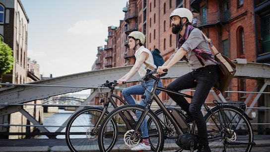 A couple on their bycicle